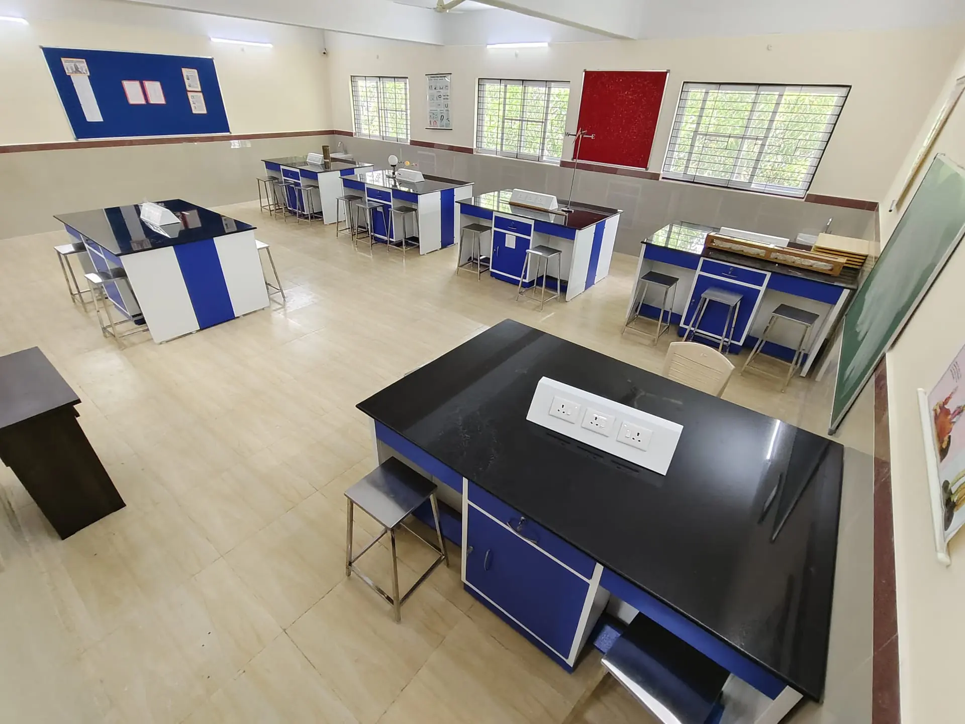 Physics laboratory